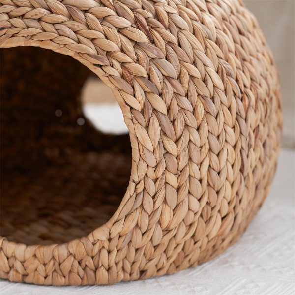 Water Hyacinth Round Cat Bed Cave with Handles 18"D x 18"W x 18"H Eco-friendly Woven Supplier - Image 5