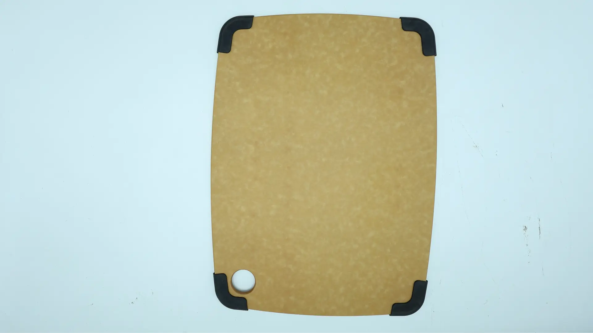 Benefits of using a wood fiber cutting board for kitchen food preparation