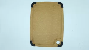 How to use a wood fiber cutting board safely on a kitchen countertop