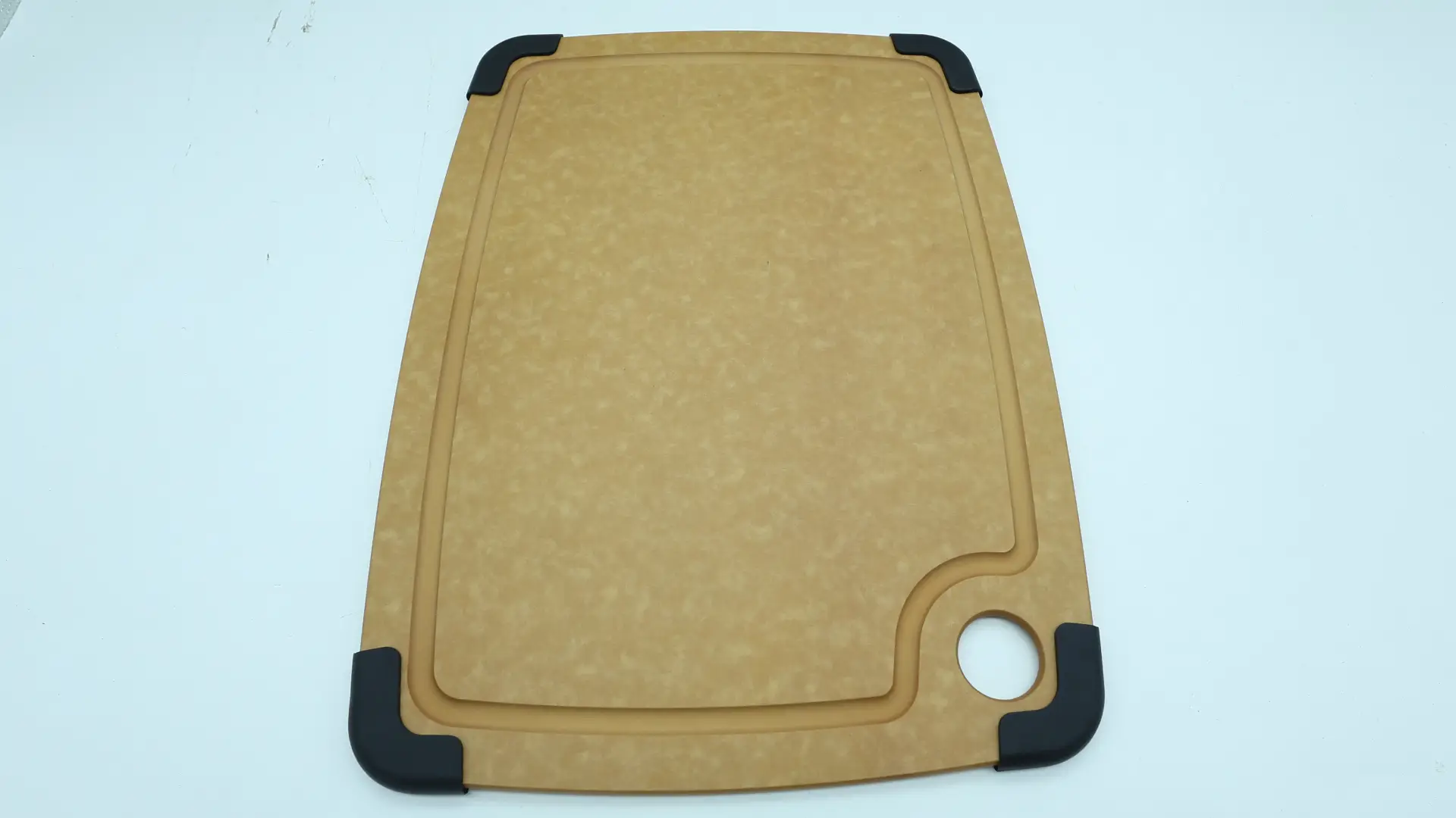 Wood fiber cutting board compared with plastic and solid wood cutting boards